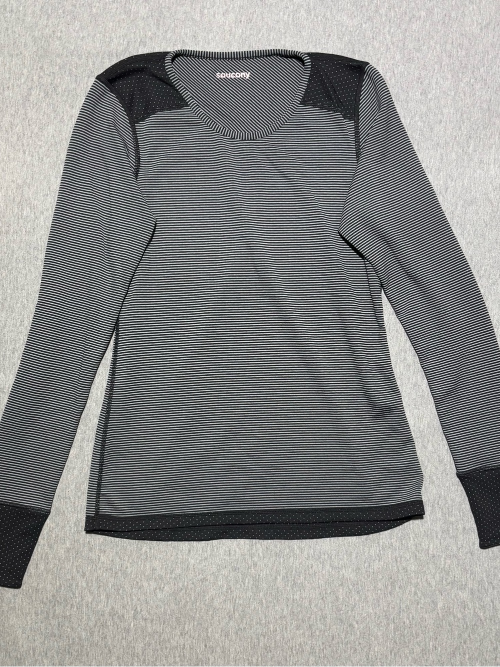 Saucony Black & Gray Striped Long-Sleeve Performance Top Reversible
